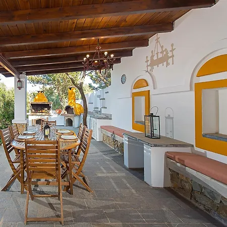 Beachfront Rhodes Seashell Casa vacanze