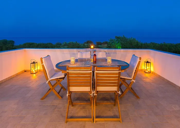 Beachfront Rhodes Seashell 펜션 *