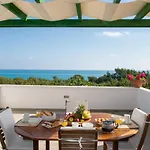 Beachfront Rhodes Seashell בית נופש *