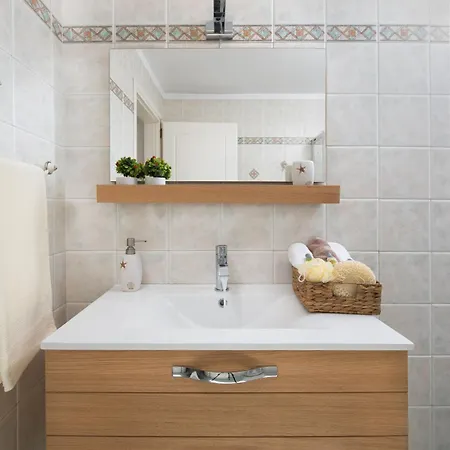 Beachfront Rhodes Seashell Holiday home Gennadi