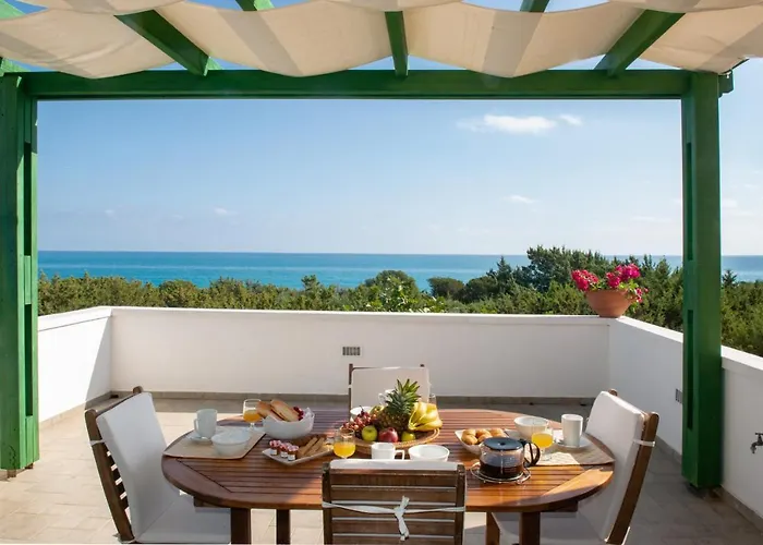 Beachfront Rhodes Seashell Semesterbostad *