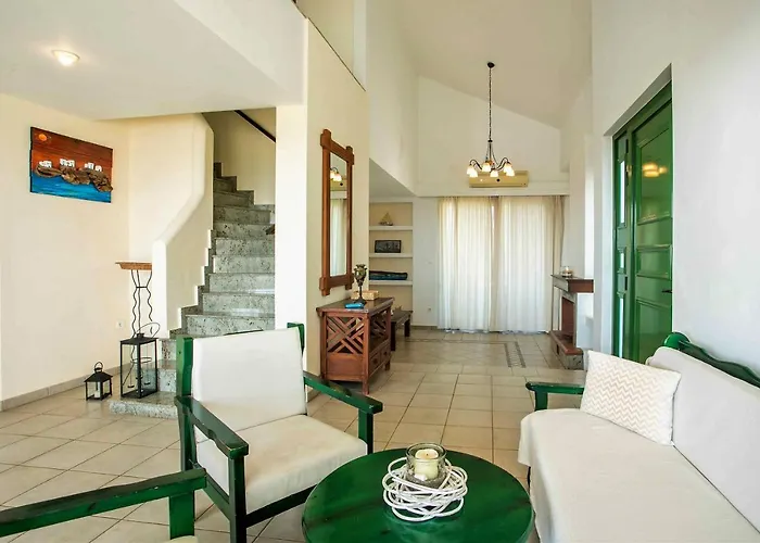 Beachfront Rhodes Seashell بيت للعطل غينادي