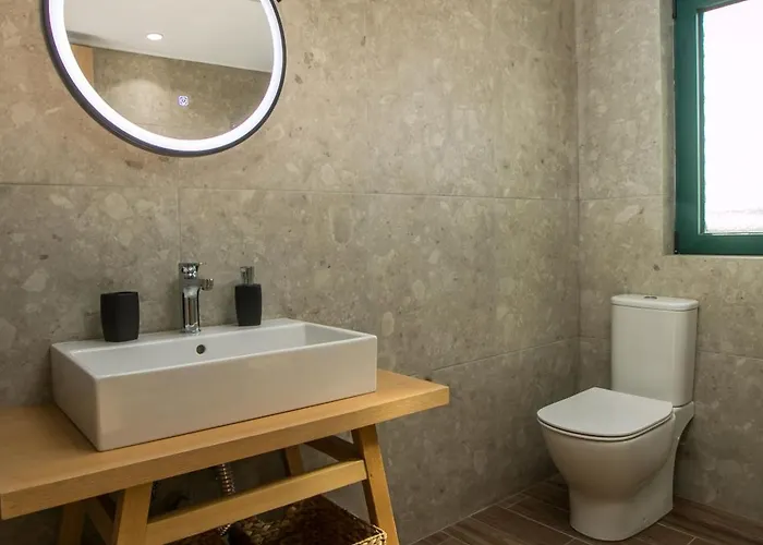 Beachfront Rhodes Seashell بيت للعطل *