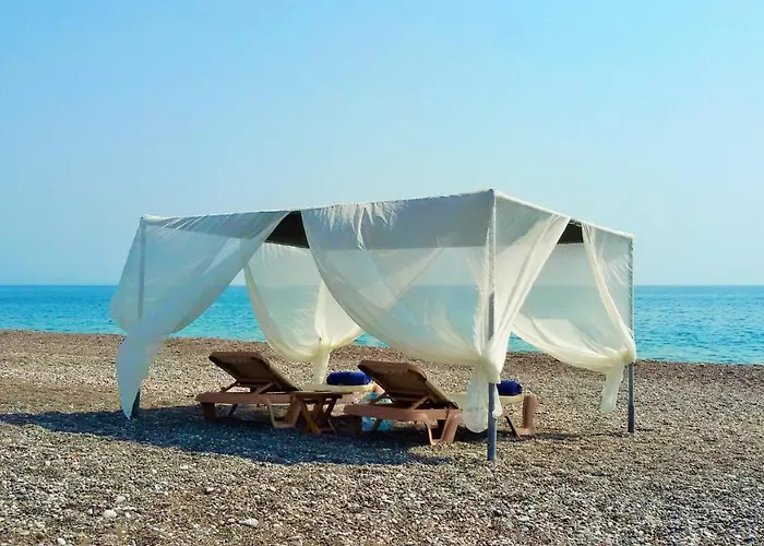 Beachfront Rhodes Seashell * غينادي