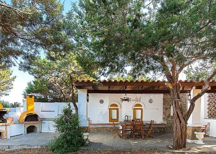 Beachfront Rhodes Seashell *